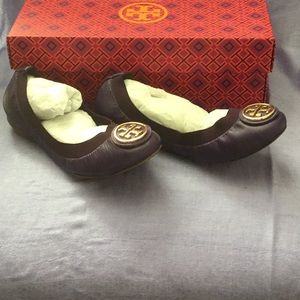 NIB Tory Burch -Caroline 2 Sz 6.5